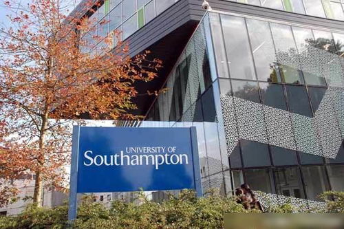 留学中介力荐的3所英国名校 排名佳、门槛亲民、学生满意度高